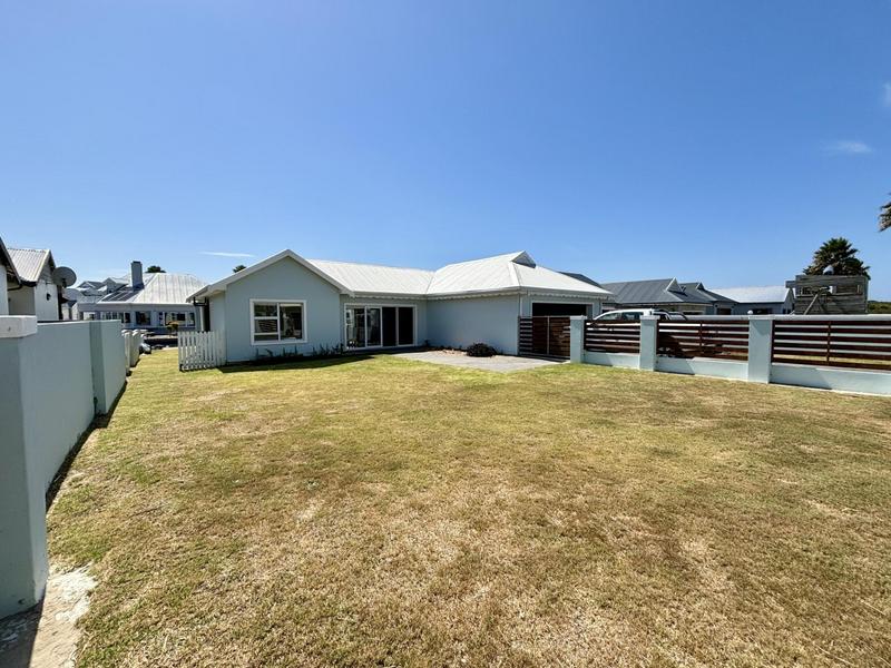 3 Bedroom Property for Sale in Marina Martinique Eastern Cape